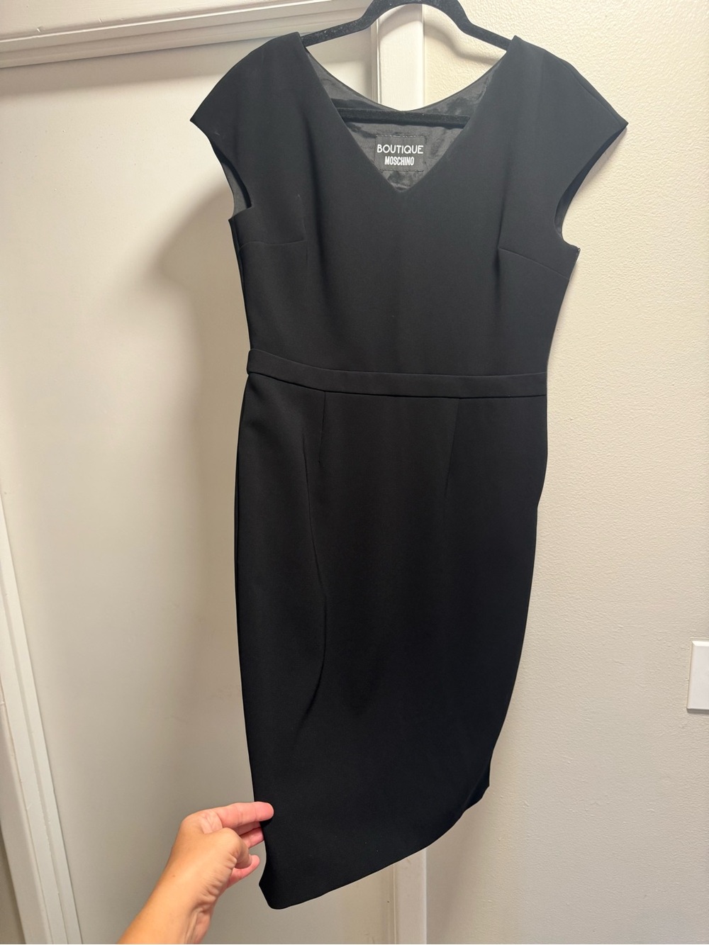 Boutique Moschino Black Sheath Dress – Size US 10 / IT 44